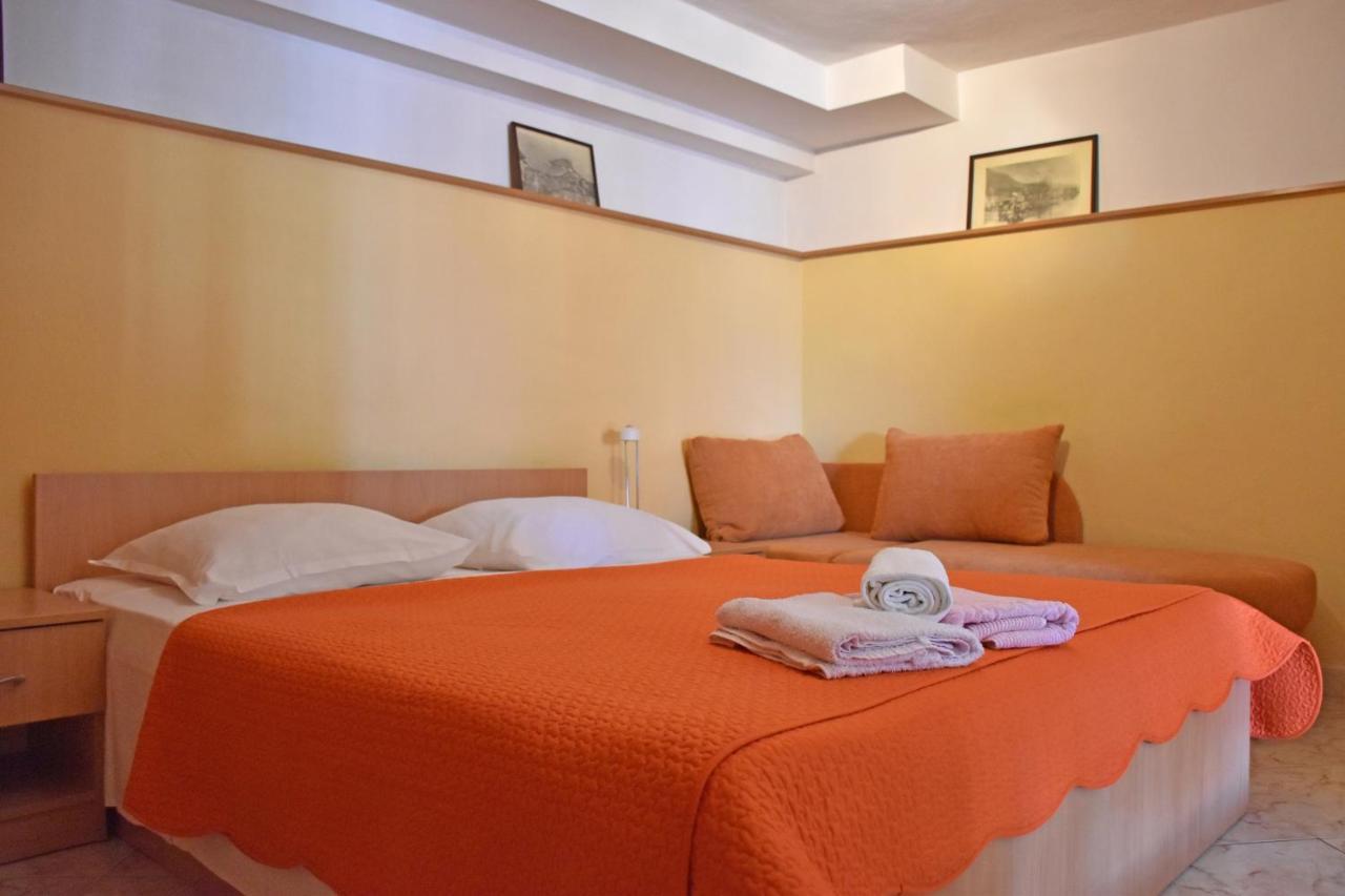 Apartments Stone Tučepi Dış mekan fotoğraf